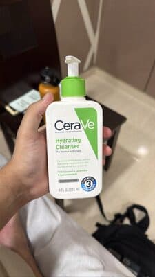 Hydrating Cleanser