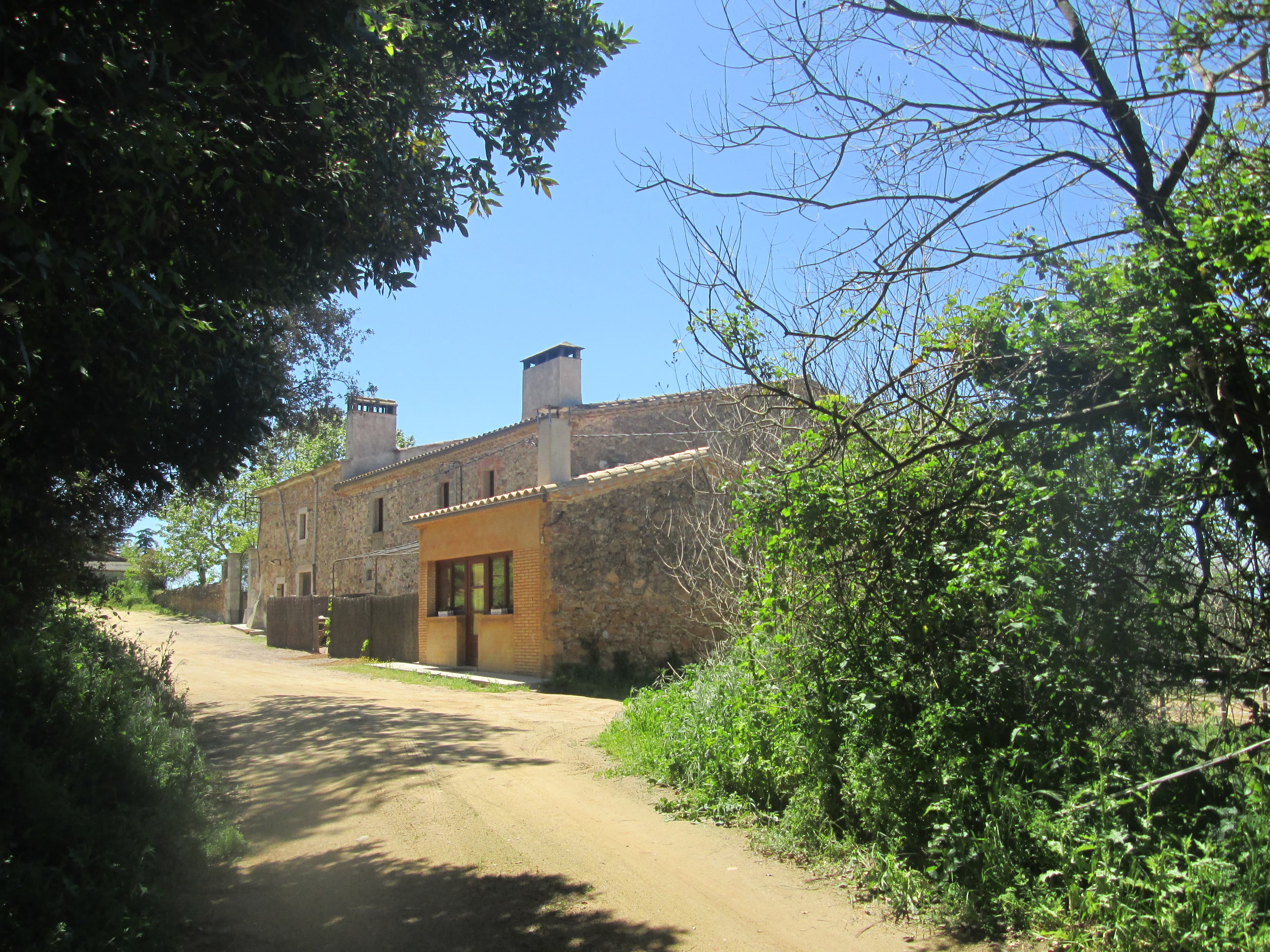Amplia masia cerca del mar in Llagostera, Girona