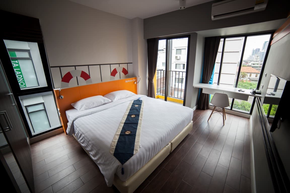 iSanook Suite Deluxe 45 sqm 2 in Bang Rak, Bangkok