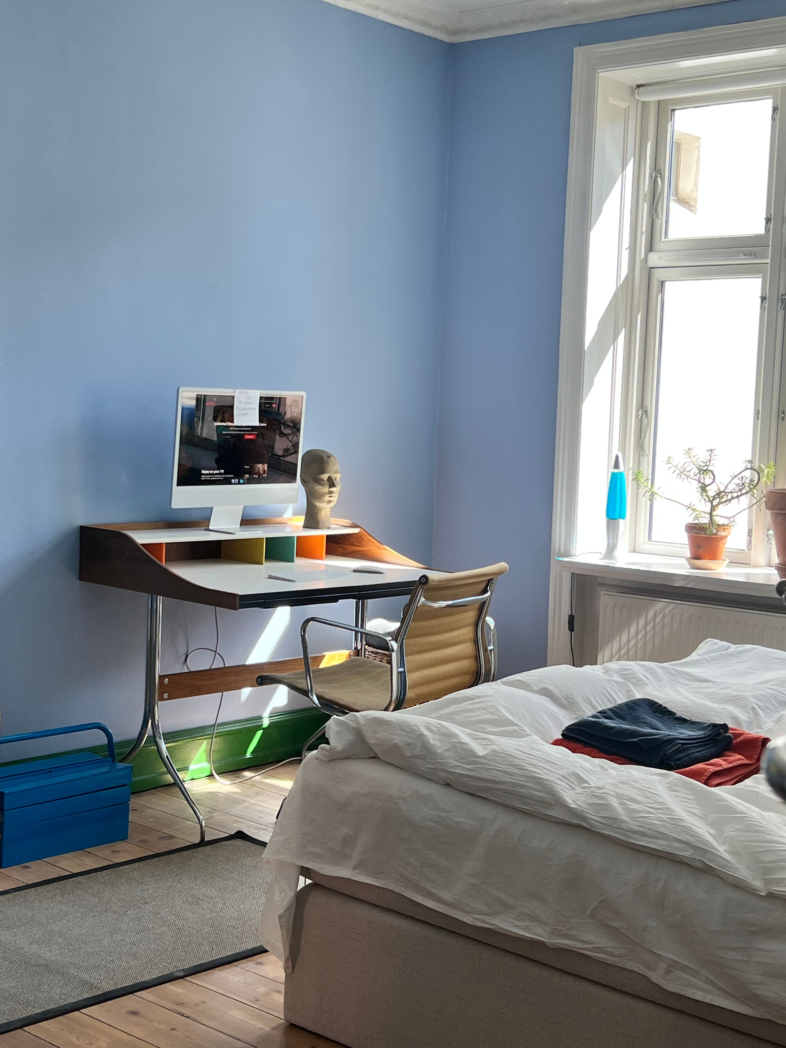 A vibrant home on a great street. Bike included in Nrrebro, Copenhagen