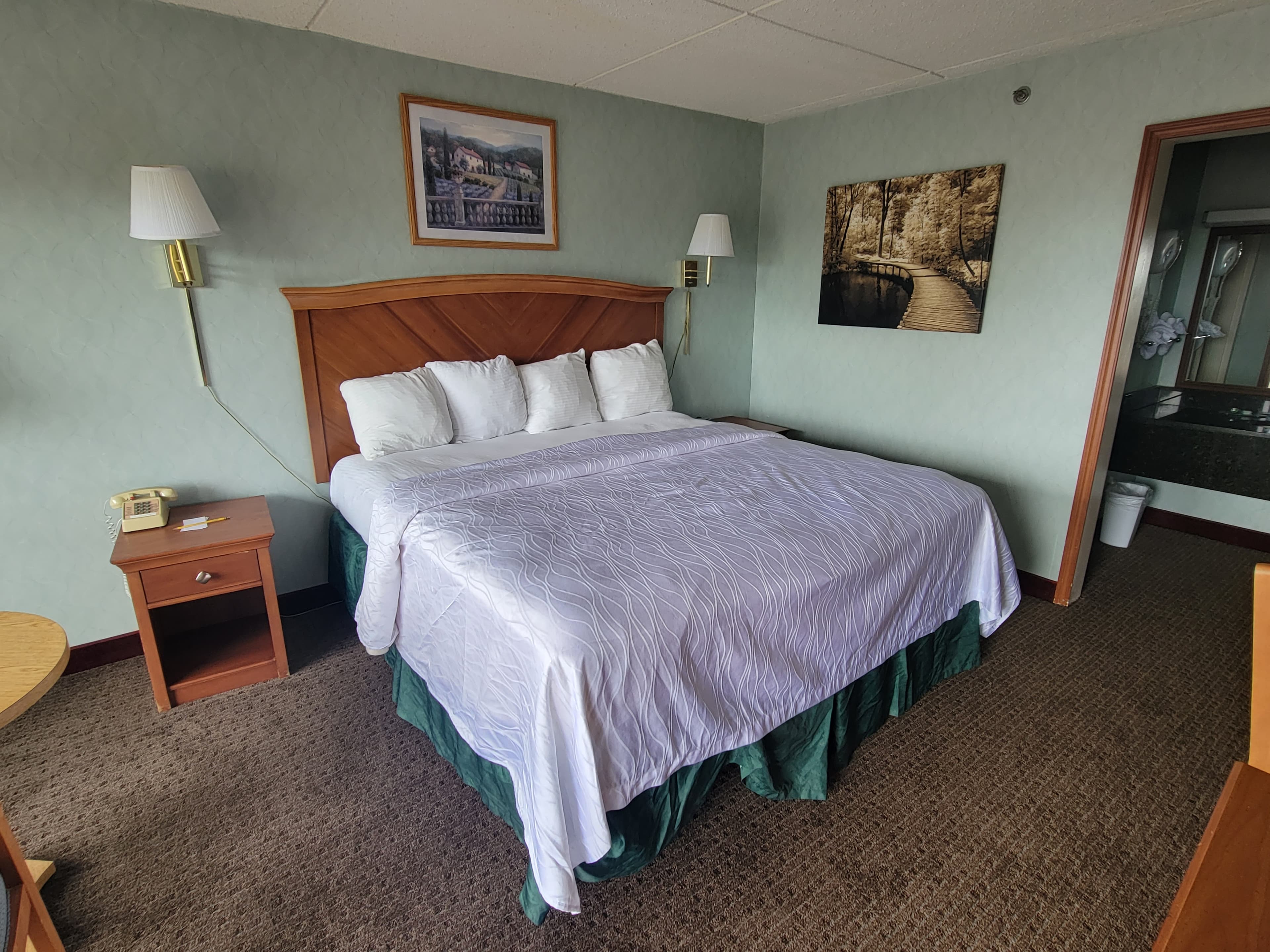 Downtown Inn Asheville, NC #5-King in 28801, Asheville